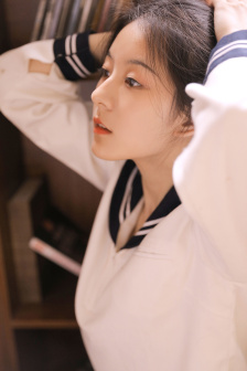 女子澡堂男搓澡工